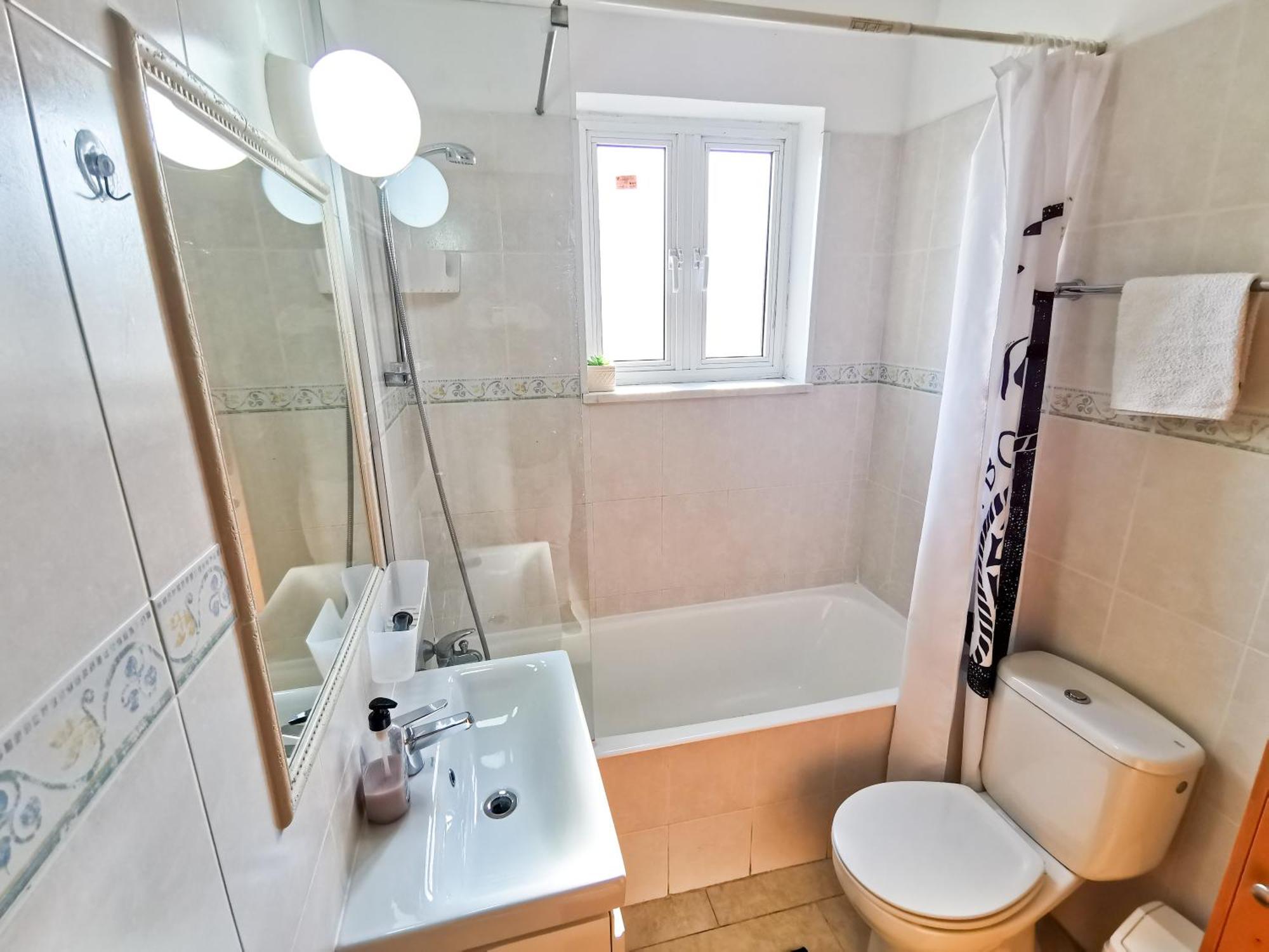 License To Chill Apartment Larnaca Exterior foto